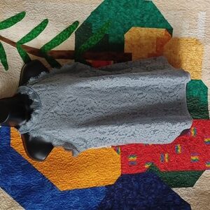 Berryou Women Lace Crochet Hollow Out Tank Top Casual  Sleeveless Blouse NWT